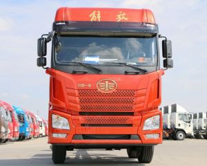 China High Quality FAW JH6 6x2 Oil Delivery Truck Chassis